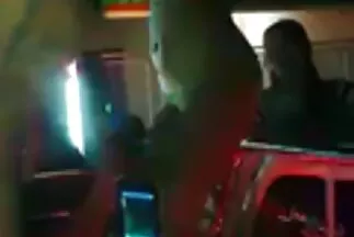 Egy házaspár szenvedélyesen dumál punci porno egy szeretőjével.