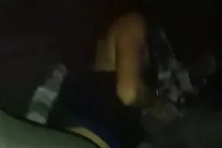 Izgalmas punci nyalás porno orgia meztelen srácok és üszők töltöttek ragyogóan.